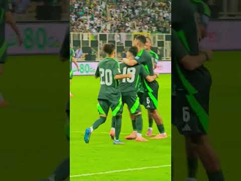 ÉQUIPE NATIONALE ALGÉRIENNE : UNE FAMILLE 🇩🇿🫂💚 #dz #algerie