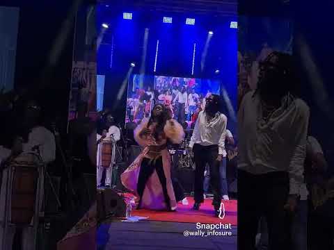 Wally Ballago Seck danse en live #wally #wallybseck #wallyballagoseck