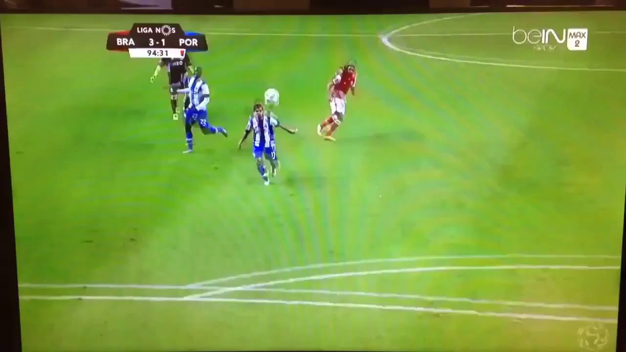 أخطاء كارثية لكاسياس: من مباراة بورتو ضد براغا إلى تصفيات اليورو 2016 ⚽