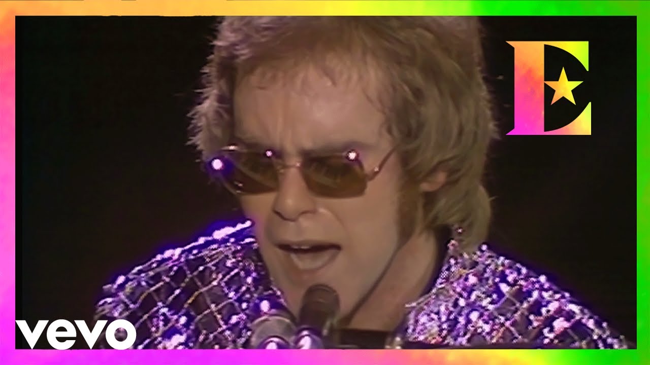 Elton John Performs 'Rocket Man' Live at Royal Festival Hall (1972) 🎶