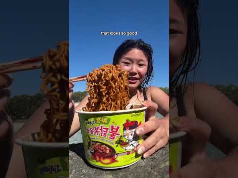 food tastes better at the beach #australia #westernaustralia #buldak #mukbang #beach #cooking
