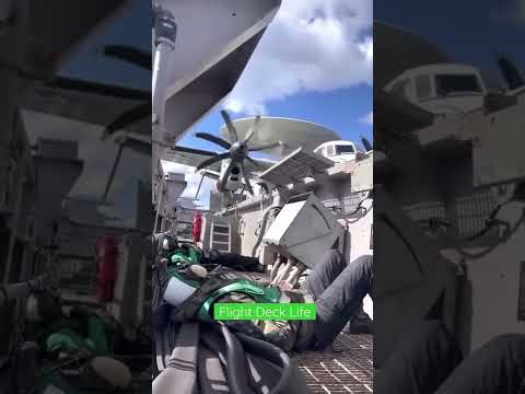 Just a little E-2C Hawkeye launch 📡