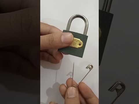 way to open a lock with safety pin #trick #shorts #lifehack #trending #diy #learning