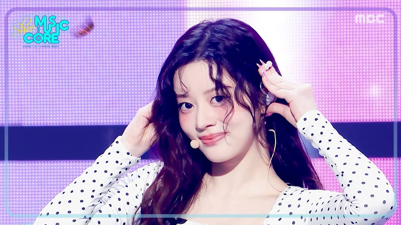 ILLIT - Jellyous on Show! MusicCore 🎶