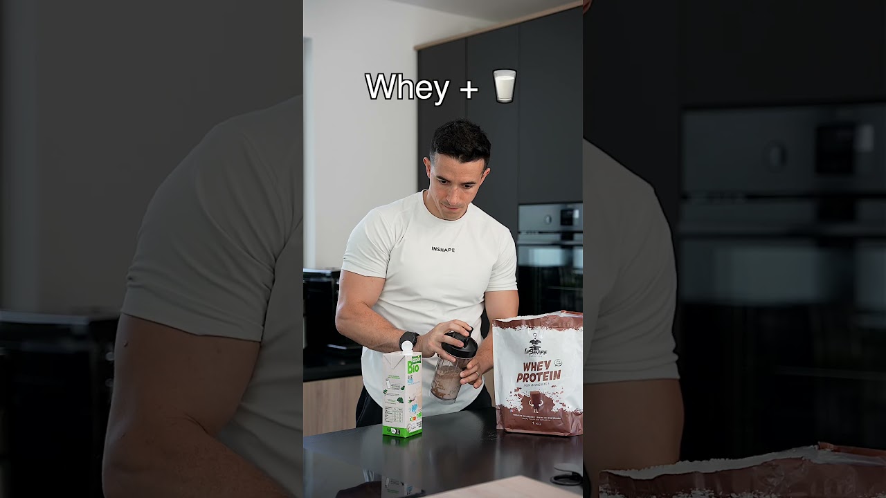 Whey Protein: Water or Milk? 🥛