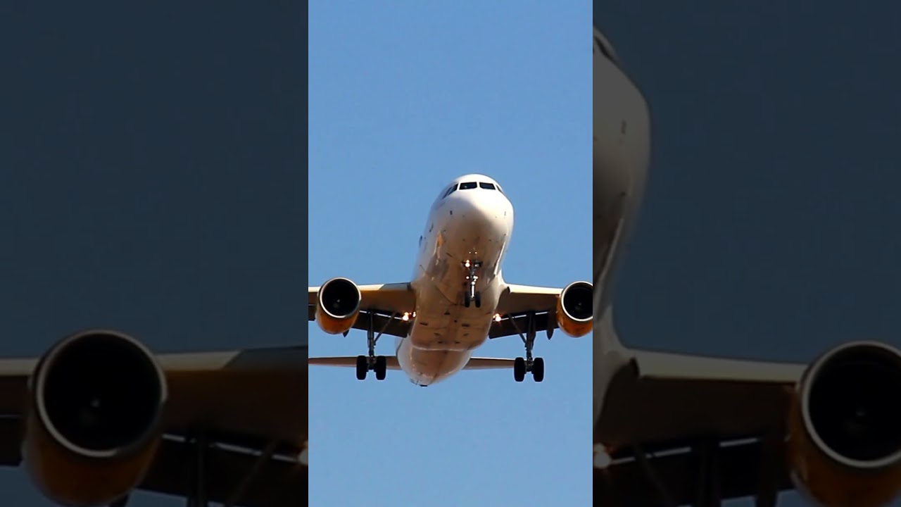 Avión Aterrizando ✈️ ¡Suscríbete y Dale Like!