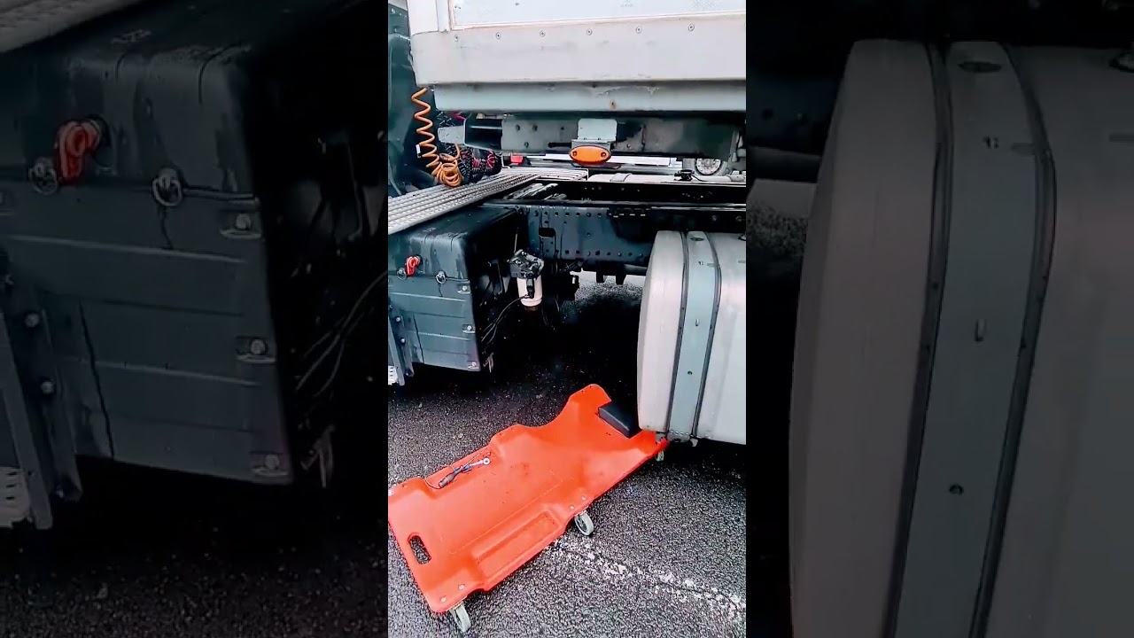 Réparation de la durite de refroidissement MAN 🚛