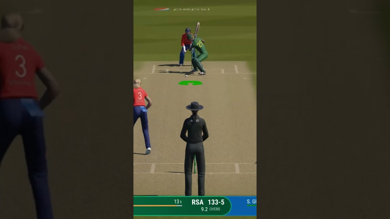 Chloe Tryon: Cricket Star 🏏