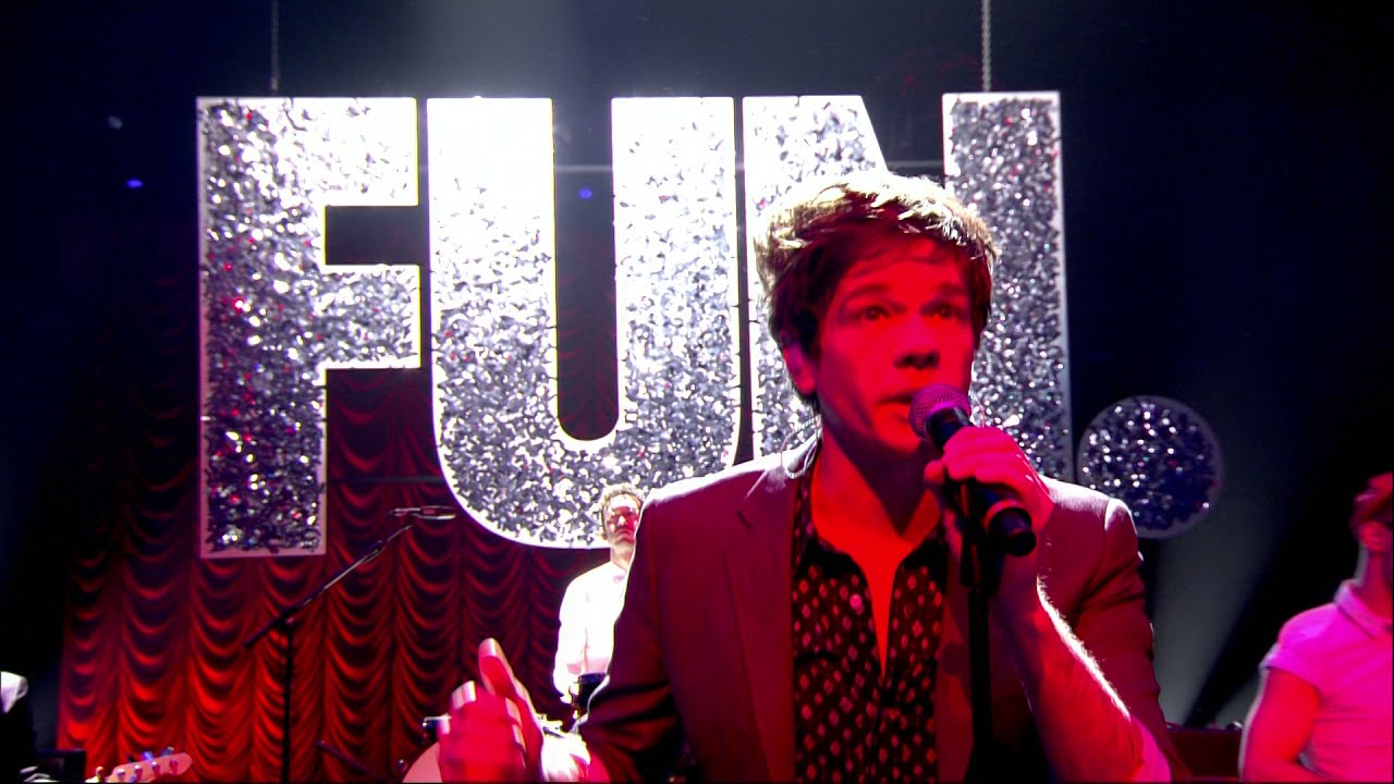 Enjoy the Energy of 'We Are Young' Live at MTV Europe Music Awards 🎤