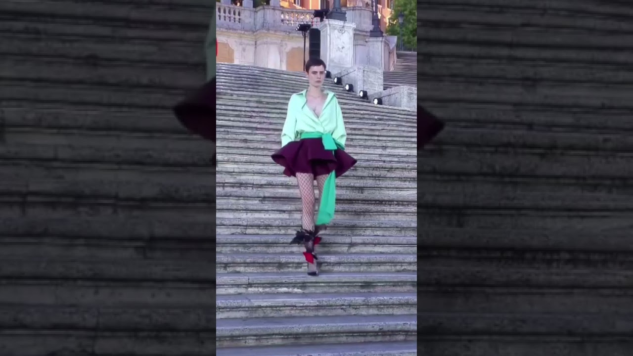 Valentino Haute Couture Show at Piazza di Spagna ✨