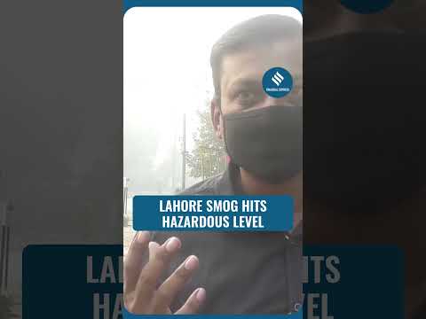 WATCH: Thick Smog Smothers Pakistan's Lahore | Residents Demand Change | #shorts #pakistan #lahore