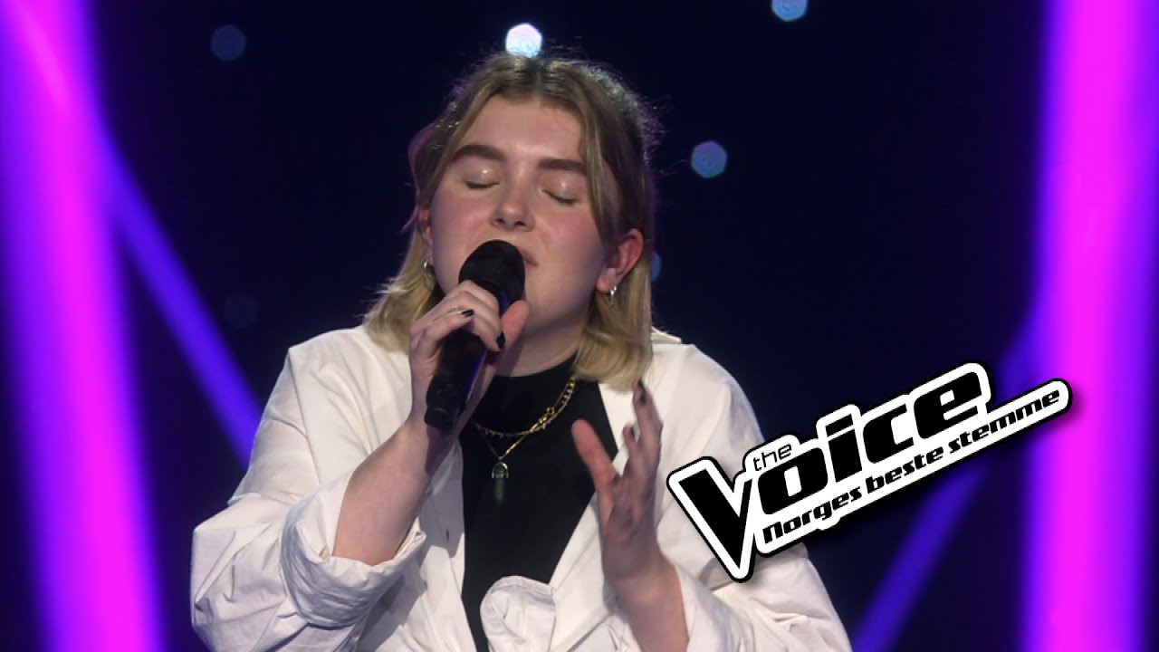 Julie Løseth Bergset Performs 'October Sky' on The Voice Norway 🎤