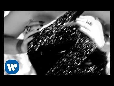 Fangoria - Mas Es Mas 🎶