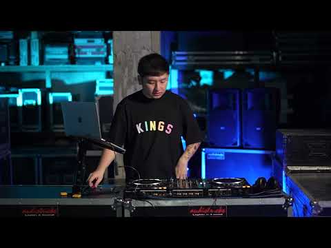 R&B Mix 005 (Usher, Ella Mai, Chris Brown, Kendrick, Ne-Yo, Drake, Sza, T-Pain, Muni Long, Beyonce)