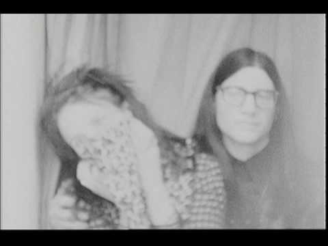 The Dead Weather - Hang You From The Heavens (Photo Booth Video)