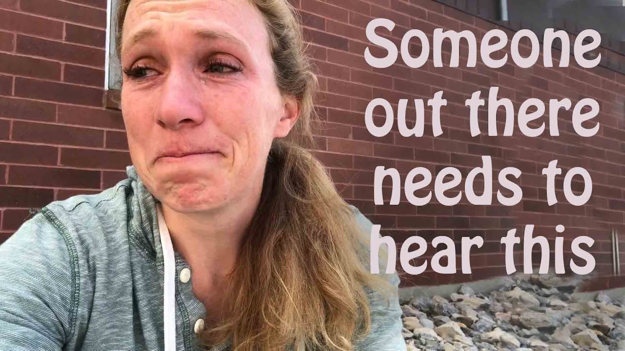 Mastering Your Emotions: Therapist Emma McAdam’s Guide to Healing from Grief and Sadness 💙