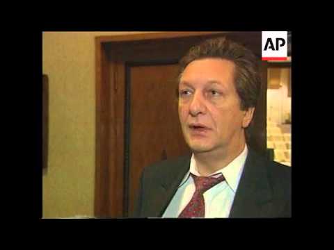 Russia: Calls Grow for Yeltsin's Resignation π·πΊ
