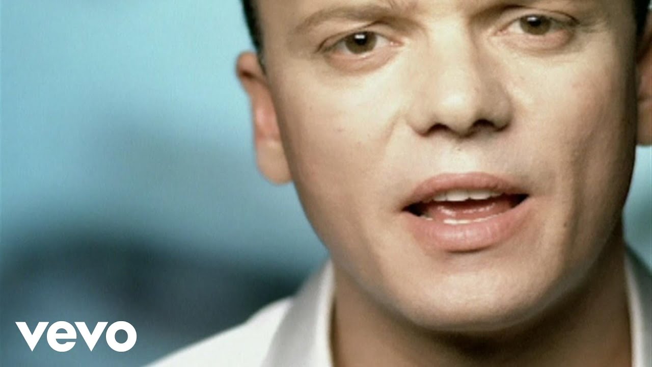 Gigi D'Alessio & Lara Fabian - Un Cuore Malato 🎶 Official Music Video