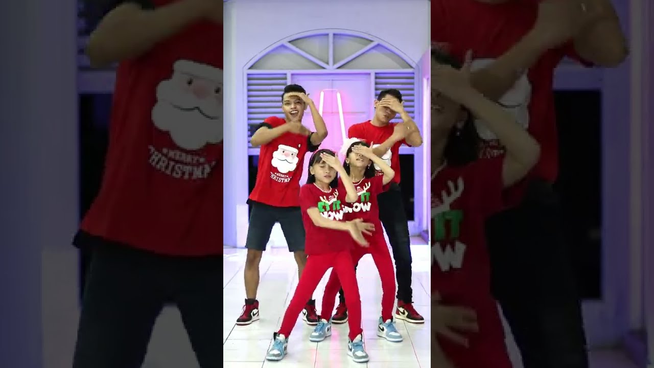 Akon & Bananza's Stunning Belly Dance Performance 💃