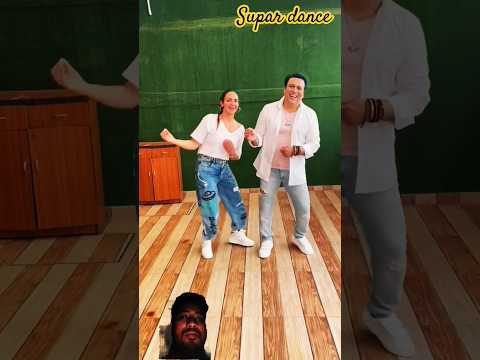 "OG" Govinda's Dance Moves Matched By Esha Deol ||#Shorts #Dance #DanceReels #OG #Govinda #Esha Deol