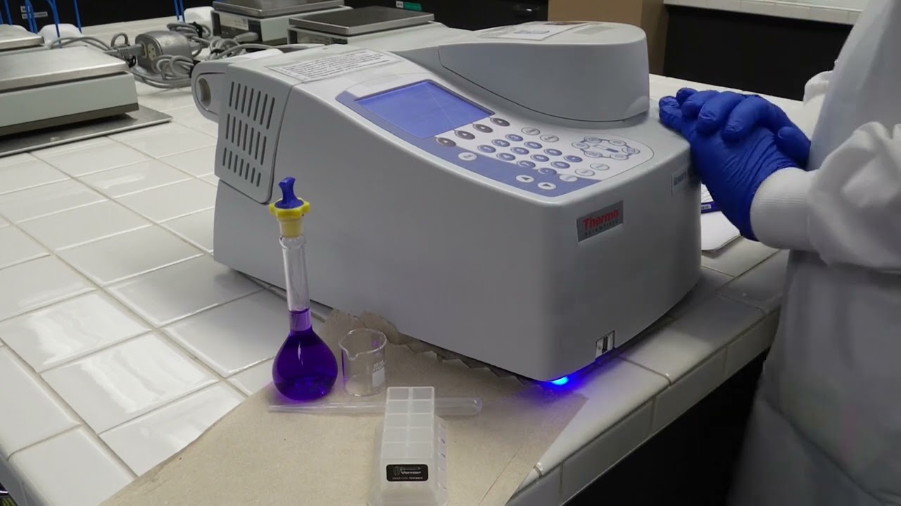 Optimisation de la longueur d'onde par spectrophotométrie