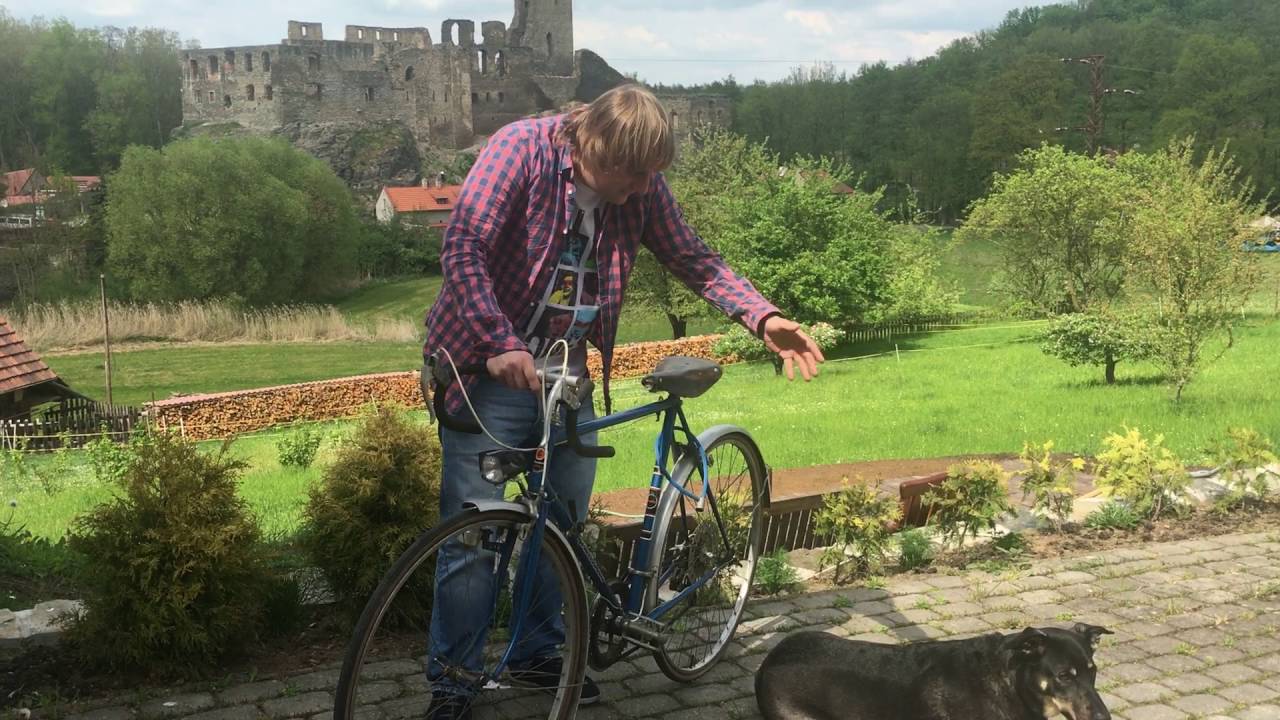 Lukáš Pavlásek zve na cyklovýlet s uschovnou kol za 50 Kč 🚴♂️