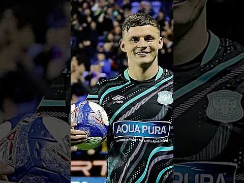 CARLISLE beat READING in an FA CUP THRILLER 🤩| REGAN LINNEY bags HAT-TRICK 🎩 #football #efl #goals