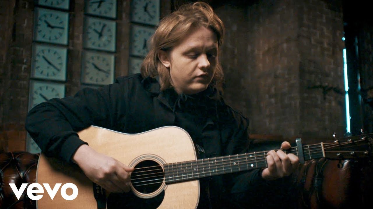 Lewis Capaldi - Someone You Loved (Acoustic Live) ๐ถ