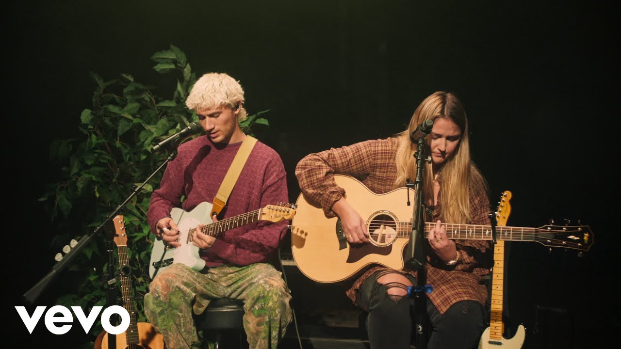 Jeremy Zucker & Chelsea Cutler - brent (Live) 🎶