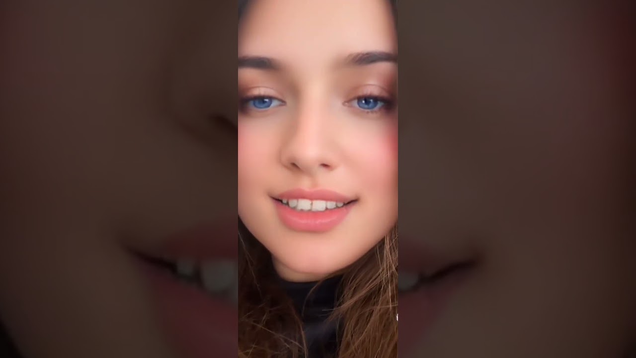 Live on Periscope: Stunning Girl π | Watch the Viral Broadcast!
