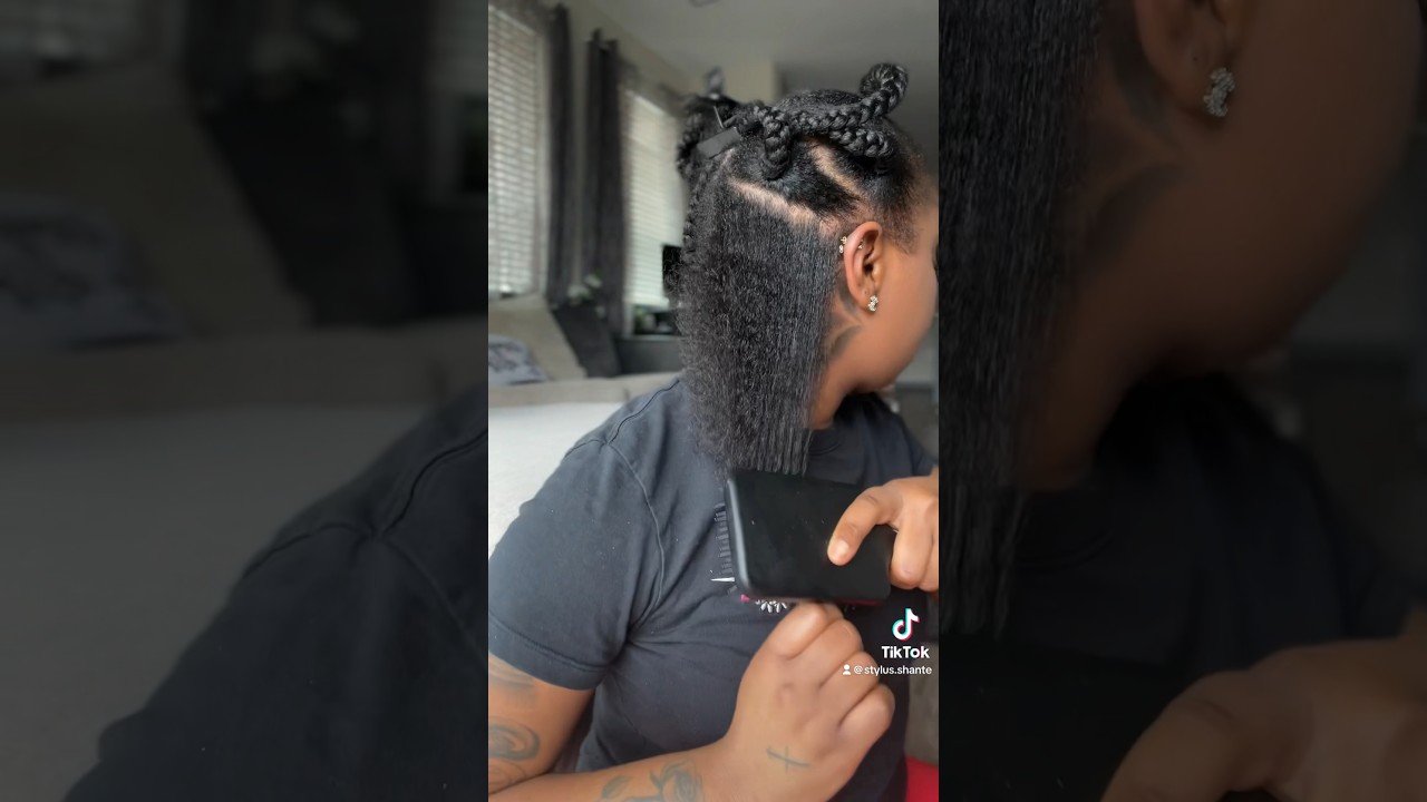 Heat-Free Natural Hair Stretching Tips ✨