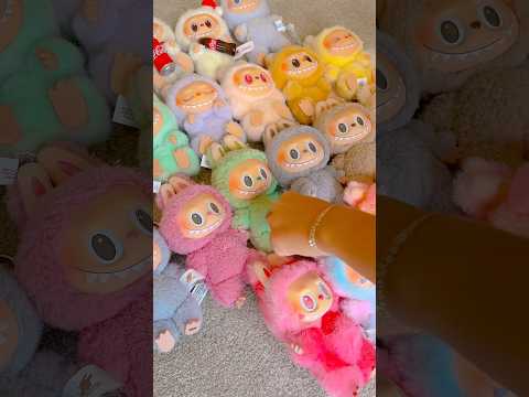 CAN YOU NAME ALL OF THE LABUBU’S?! 😱🤭 @agset211  #fun #labubu #toys #trend #cute #satisfying