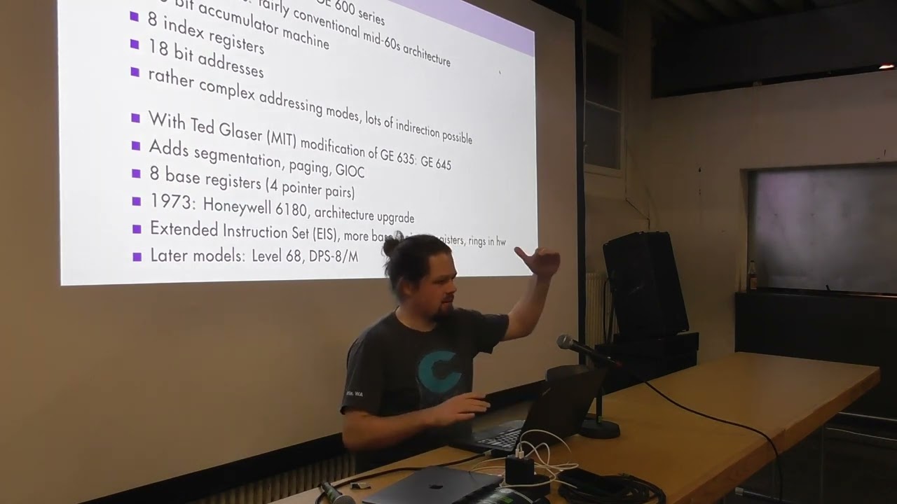 Multics-Revival: Angelo Pappenhof beim Vintage Computer Festival 2022 🖥️