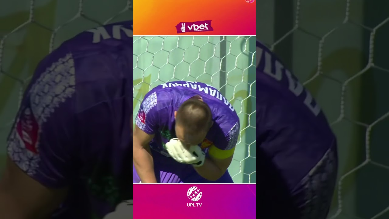 Паламарчук вдруге поспіль не забив пенальті ⚽️