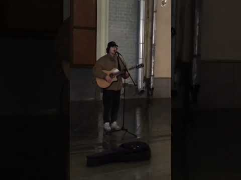 Музыкальный вечер на Никольской #москва #moscow #nikolskaya #никольская #nikolskayastreet