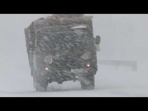 Kirghizistan : Les ravitailleurs du grand froid | Les routes de l'impossible