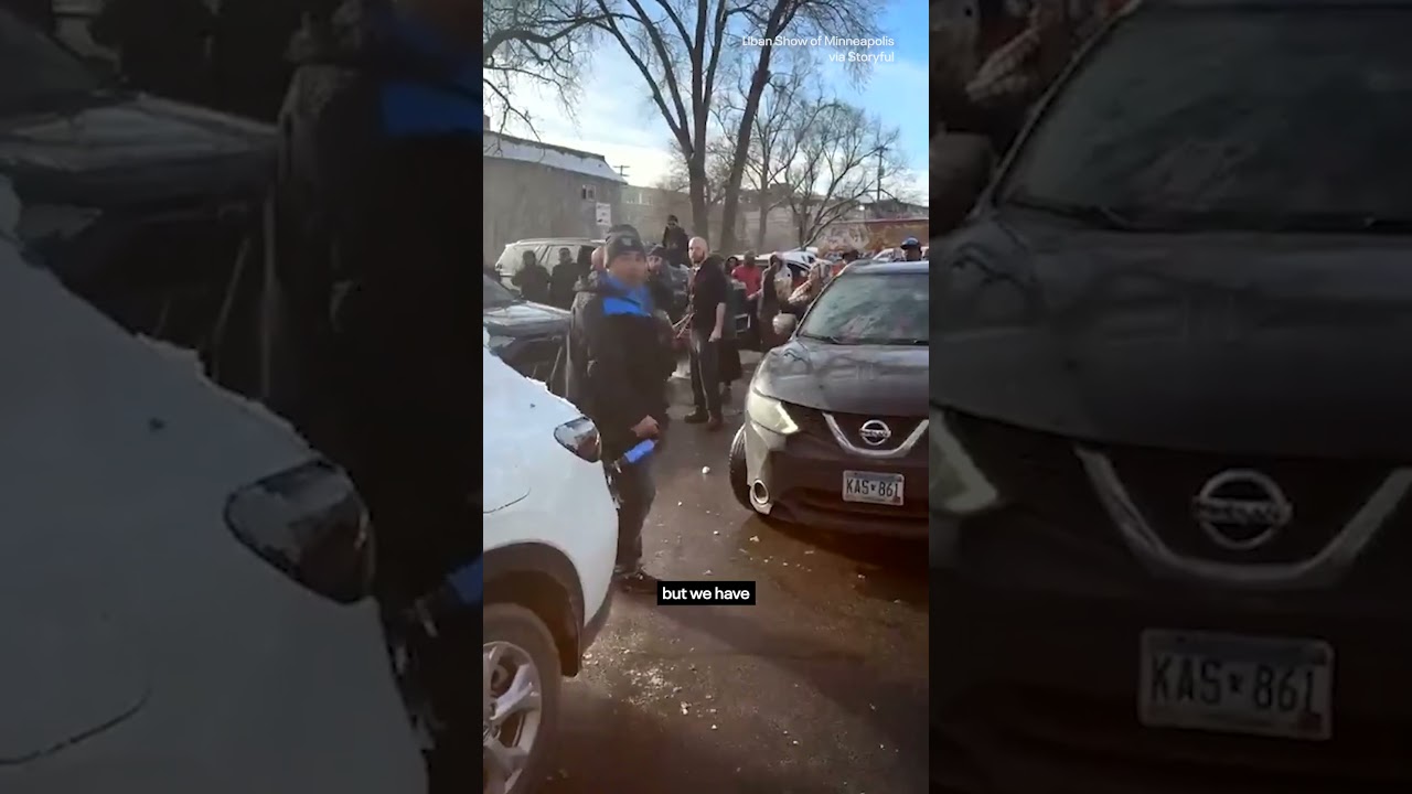 Protesters Disrupt ICE Operation in Minneapolis π¨