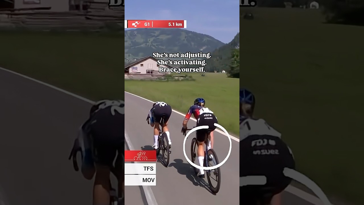Cyclist's Hidden Trick Before Sprint! 🚴‍♀️