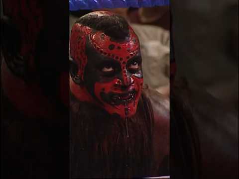 The Boogeyman stuns JBL with a worm shower 🪱🪱🪱🪱🪱