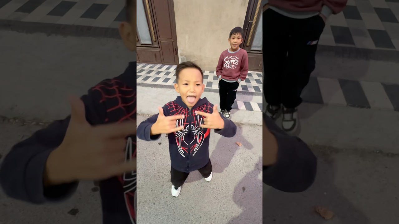 2-Серия Backstage: За кулисами 🎬