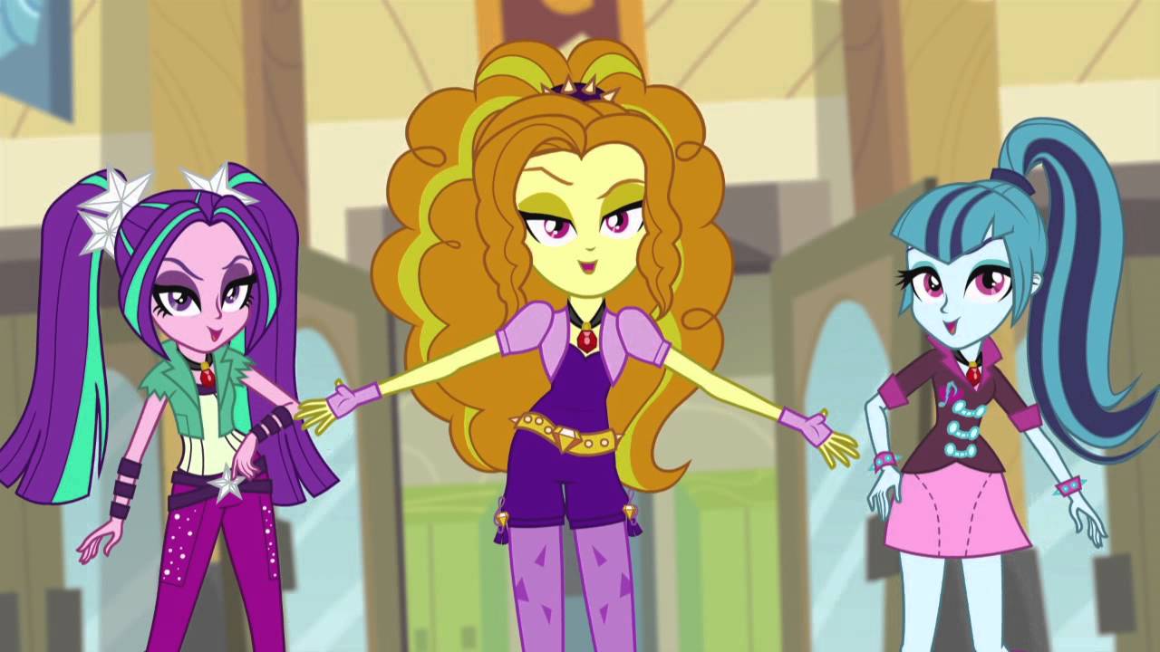 Equestria Girls Official Music Video - Battle of the Bands | Rainbow Rocks