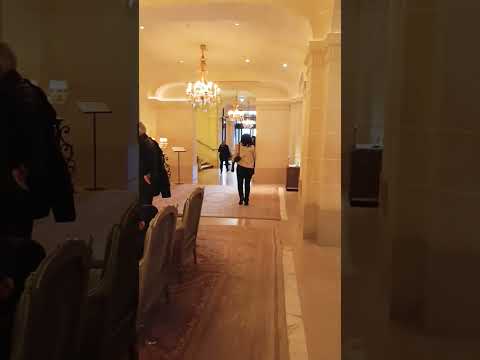 Le Crillon HĂŽtel - La Concorde Paris #noel #concorde #christmas #paris #jazz #winter #food #luxury