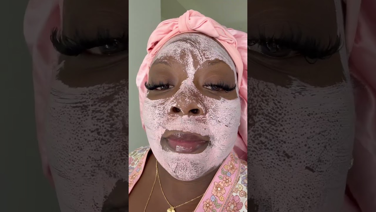 This lil’ duo from and just gave me spa-day skin without even leaving the house