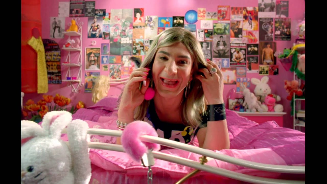 Fatal Bazooka feat. Yelle - Parle à ma Main 🎬 | Clip Officiel