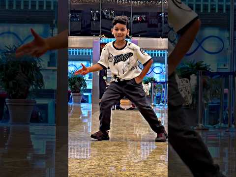 Watch this young guy groove to #taubatauba #saregamamusic