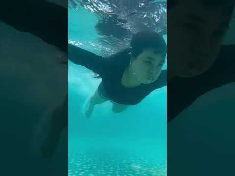 Despise you for not know to swim - Khinh thường Linh Nhi không biết bơi, và cái kết xấu mặt #shorts