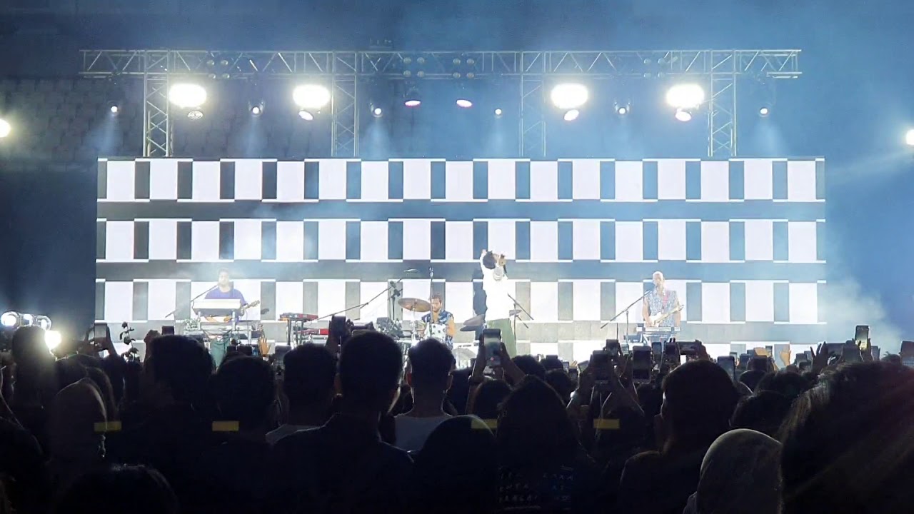 LANY - Thick and Thin (Live Jakarta 2019) 🎶