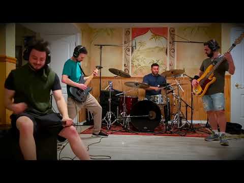 Lavish Lucy Covers Rage Against The Machine's 'Freedom' ๐ธ