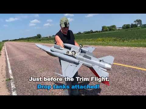 80 mm E-Flite F-16 with onboard camera retractable landing gear monitor!