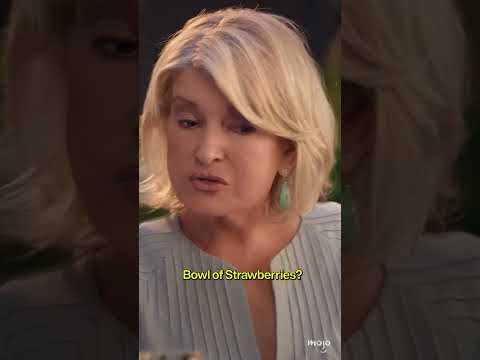 Iconic Martha Stewart & Snoop Dogg Moments